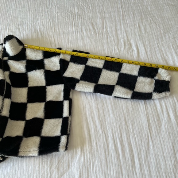 Crave Fame Juniors Checkered Bomber Jacket - Picture 11 of 12